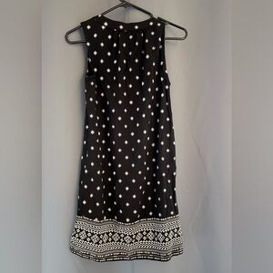 Old Navy Black Sleeveless Shift Dress – Size XS